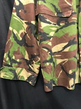Charger l'image dans la galerie, Genuine British Army DPM Camouflage Jacket - Size 170/96 - The Militaria Shop