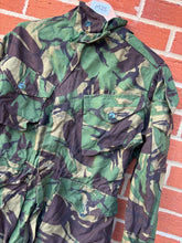 Charger l'image dans la galerie, Surplus British Army DPM Smock Combat Size 170/96 - The Militaria Shop