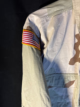 Charger l'image dans la galerie, Gulf War US Army DCU Camouflaged Combat Field Coat/Jacket - Large/Long - The Militaria Shop