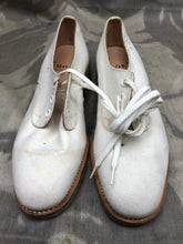 Load image into Gallery viewer, Genuine British Army Women's White Summer Shoes - WW2 Pattern - Size UK 3 M - The Militaria Shop