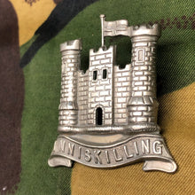 Load image into Gallery viewer, Original British Army WW2 Cap Badge - 6th (Inniskilling) Dragoons - The Militaria Shop