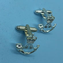 Charger l'image dans la galerie, British Army Light Infantry Regiment Cufflinks Set - The Militaria Shop