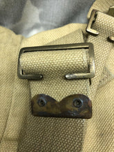 Charger l'image dans la galerie, Original WW2 Dated British Army 37 Pattern Large Pack & Straps - Great Condition - The Militaria Shop