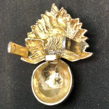 Charger l'image dans la galerie, Original British Staybrite Army Cap - Royal Regiment of Fusiliers - The Militaria Shop