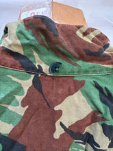 Load image into Gallery viewer, Genuine British Army 68 Pattern DPM Combat Jacket Smock - Size 4 - 36" Chest - The Militaria Shop