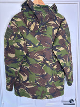 Load image into Gallery viewer, Genuine British Army DPM Camouflaged Windproof Smock -Size 170/96 - The Militaria Shop