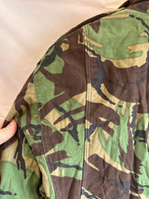Load image into Gallery viewer, Genuine British Army Surplus DPM Camouflaged 1968 Pattern Smock - Size 36" Chest - The Militaria Shop