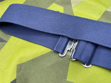 Charger l'image dans la galerie, Original British Royal Navy Blue Canvas Stable Belt - Approx 34" Waist - The Militaria Shop