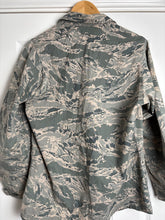 Load image into Gallery viewer, Surplus US Air Force UCP Uniform Jacket 8R - The Militaria Shop
