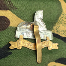 Charger l'image dans la galerie, Original WW2 British Cap Badge - Royal Lincolnshire Regiment - The Militaria Shop