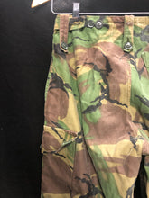 Charger l'image dans la galerie, Genuine British Army Rare Cadet Forces 68 Pattern DPM Trousers - Size 28" Waist - The Militaria Shop
