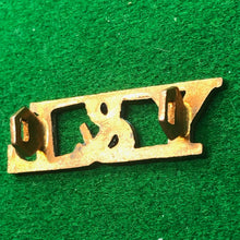 Load image into Gallery viewer, Original WW2 British Army Brass Shoulder Title - South Wales Borderers - The Militaria Shop