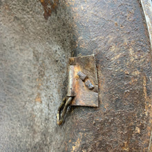 Lade das Bild in den Galerie-Viewer, Original British Army WW2 Combat Steel Helmet - The Militaria Shop