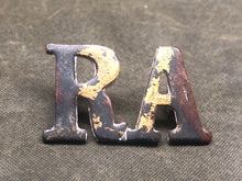 Load image into Gallery viewer, Genuine British Army Brass Shoulder Title - Royal Artillery - The Militaria Shop