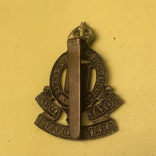 Charger l'image dans la galerie, Original WW2 British Army Royal Army Ordnance Corps RAOC Cap Badge - The Militaria Shop