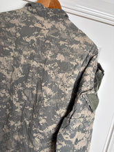Load image into Gallery viewer, Surplus US Army ACU Combat Uniform Jacket-Medium Regular - The Militaria Shop