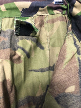Charger l'image dans la galerie, Genuine British Army Surplus Camouflaged DPM Combat Trousers - Size 75/76/92 - The Militaria Shop