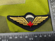 Load image into Gallery viewer, Canadian Airborne Paratroopers Qualification Jump Wings Badge - The Militaria Shop