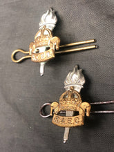 Load image into Gallery viewer, Original WW2 British Army Collar Badge Pair - Royal Army Education Corps RAEC - The Militaria Shop