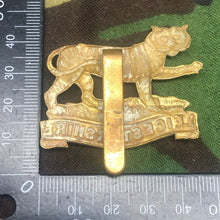 Load image into Gallery viewer, Original WW2 British Army Cap Badge - Leicestershire Regiment - The Militaria Shop