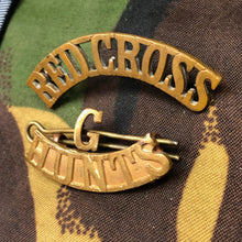 Load image into Gallery viewer, Original WW1 British Army Red Cross Shoulder Title - Hunts - The Militaria Shop
