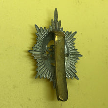 Lade das Bild in den Galerie-Viewer, Original WW2 British Army Worcestershire Regiment Cap Badge - The Militaria Shop