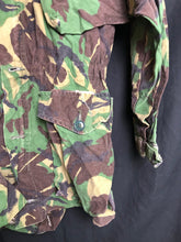 Charger l'image dans la galerie, Genuine Army Surplus British DPM Camouflaged Combat Smock Jacket - Size 180/88 - The Militaria Shop
