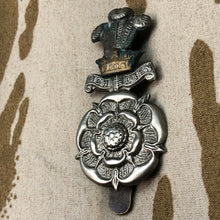 Charger l'image dans la galerie, Original WW1 British Army Regimental Cap Badge - Yorkshire Hussars - The Militaria Shop
