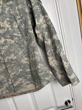 Load image into Gallery viewer, Surplus US Army ACU Combat Uniform Jacket-Small Regular - The Militaria Shop