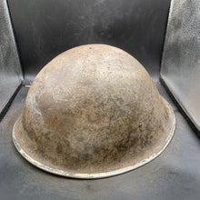 Charger l'image dans la galerie, Original WW2 British/Canadian Army Mk3 "Turtle" Combat Helmet - The Militaria Shop