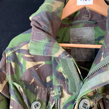 Lade das Bild in den Galerie-Viewer, Genuine British Army Combat DPM Field Jacket Windproof Smock - 160/88 - The Militaria Shop