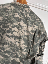 Load image into Gallery viewer, Surplus US Army ACU Combat Uniform Jacket-Medium Long - The Militaria Shop