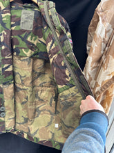 Load image into Gallery viewer, British Army DPM Camouflaged jacket Smock Windproof -Size 160/88 - The Militaria Shop