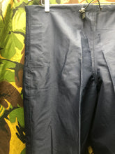 Lade das Bild in den Galerie-Viewer, Vintage Royal Mail Stormproof Leggings Trousers - 34-38" Waist - The Militaria Shop