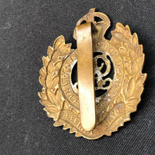 Load image into Gallery viewer, Original WW1 British Army Cap Badge - Royal Engineers - George V - The Militaria Shop