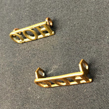 Load image into Gallery viewer, Original WW1/WW2 British Army Queen's Own Hussars Q.O.H Shoulder Title Set - The Militaria Shop