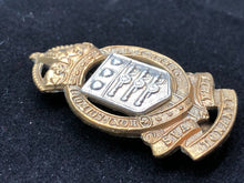 Load image into Gallery viewer, Original WW2 British Army Royal Army Ordnance Corps RAOC Cap Badge - The Militaria Shop