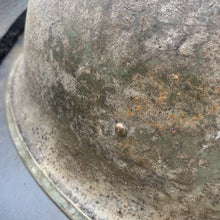Charger l'image dans la galerie, Original WW2 British/Canadian Army Mk3 Turtle Combat Helmet - The Militaria Shop
