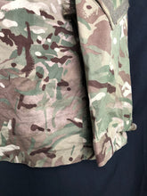 Charger l'image dans la galerie, British Army MTP Camouflaged Combat Jacket 2 Warm Weather - Size 160/88 - The Militaria Shop