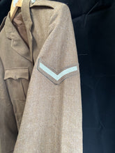 Charger l'image dans la galerie, Grade 1 British Army FAD No2 Dress Uniform Jacket - Size 188/104/88 - The Militaria Shop