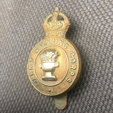 Load image into Gallery viewer, Original WW2 British Army Cap Badge - Catering Corps - The Militaria Shop