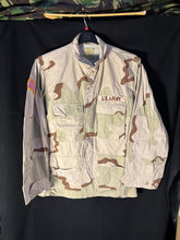 Charger l'image dans la galerie, Gulf War US Army DCU Camouflaged Combat Field Coat/Jacket - Medium/Short - The Militaria Shop