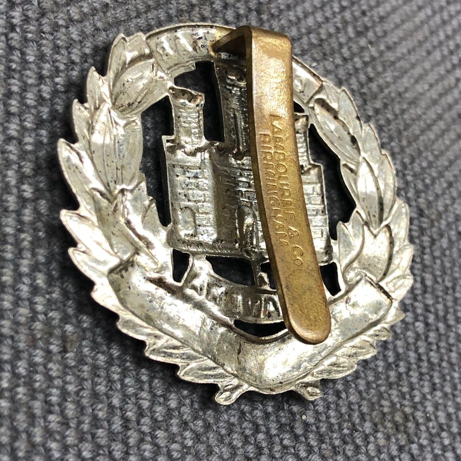 Original WW2 British Army Cap Badge - West Yorkshire Regiment - The Militaria Shop