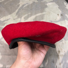 Lade das Bild in den Galerie-Viewer, Genuine British Army Forces Beret - RMP Royal Military Police - Size 55 - The Militaria Shop