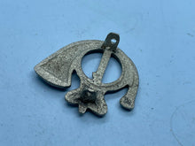 Load image into Gallery viewer, Original British Army - 1st Battalion Light Inf Volunteers - Victorian Cap Badge - The Militaria Shop