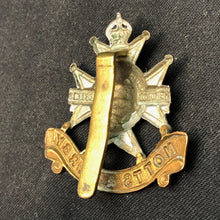 Load image into Gallery viewer, Original WW2 British Army Cap Badge - Sherwood Foresters - The Militaria Shop