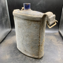 Charger l'image dans la galerie, Original WW2 British RAF Royal Air Force 37 Water Bottle Set - The Militaria Shop