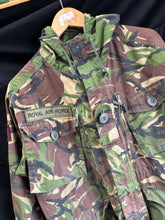 Load image into Gallery viewer, British Army DPM Camouflaged jacket Smock Windproof -Size 170/96 - The Militaria Shop