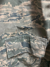 Load image into Gallery viewer, US Air Force Issue Tiger Stripe Camouflage Shirt - 37" Chest - The Militaria Shop