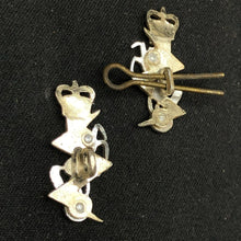 Charger l'image dans la galerie, Original British Collar Badge Pair - Royal Electrical Mechanical Engineers - The Militaria Shop